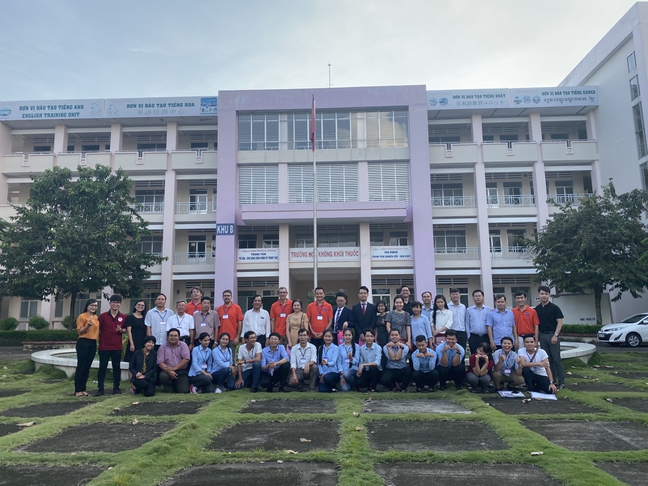 MEGA TO PROVIDE ULTRASOUND MACHINES FOR EMERGENCY RESUSCITATION TRAINING COURSE AT DONG THAP MEDICAL COLLEGE